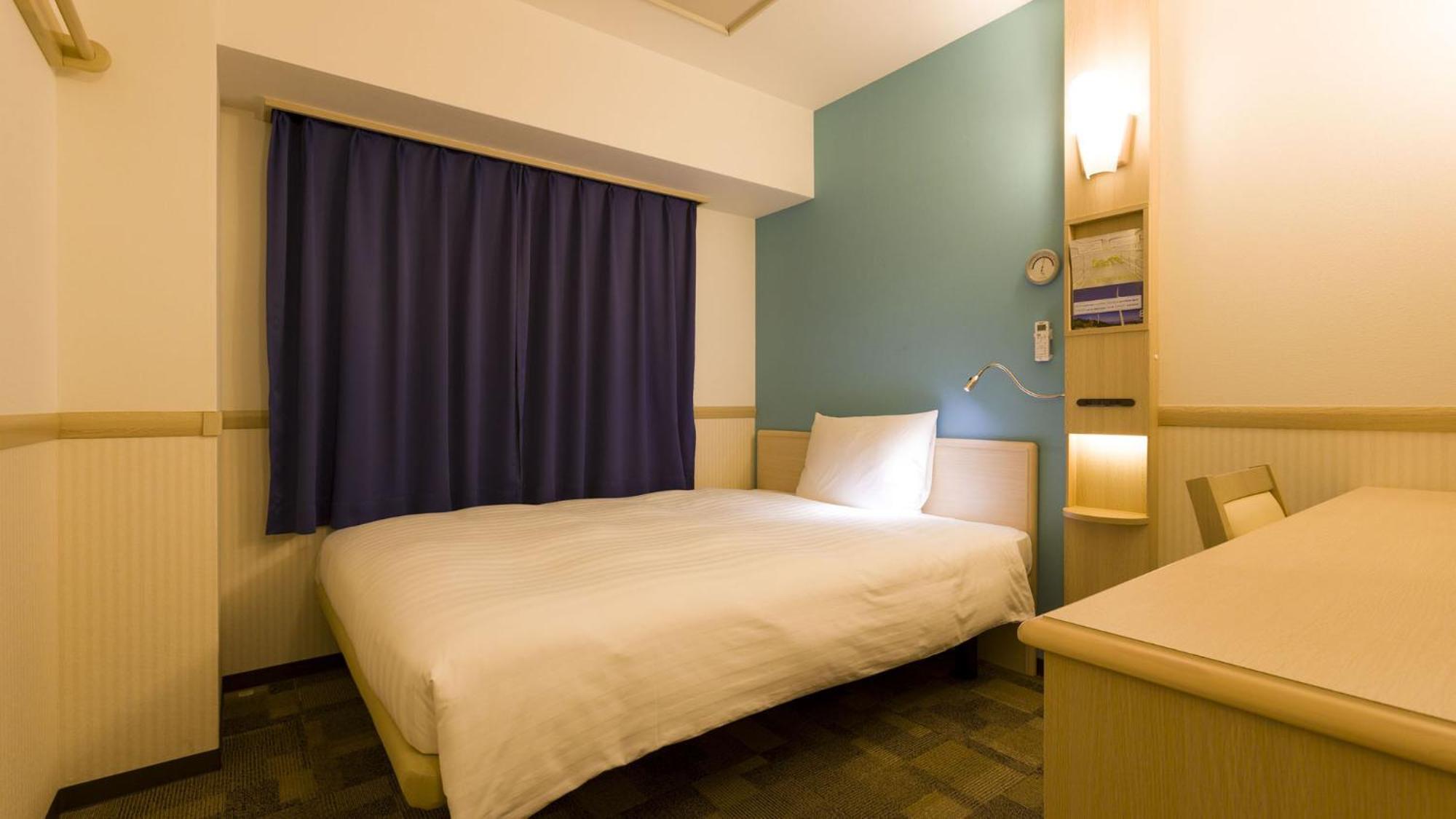 Toyoko Inn Saitama Misato Ekimae Habitación foto
