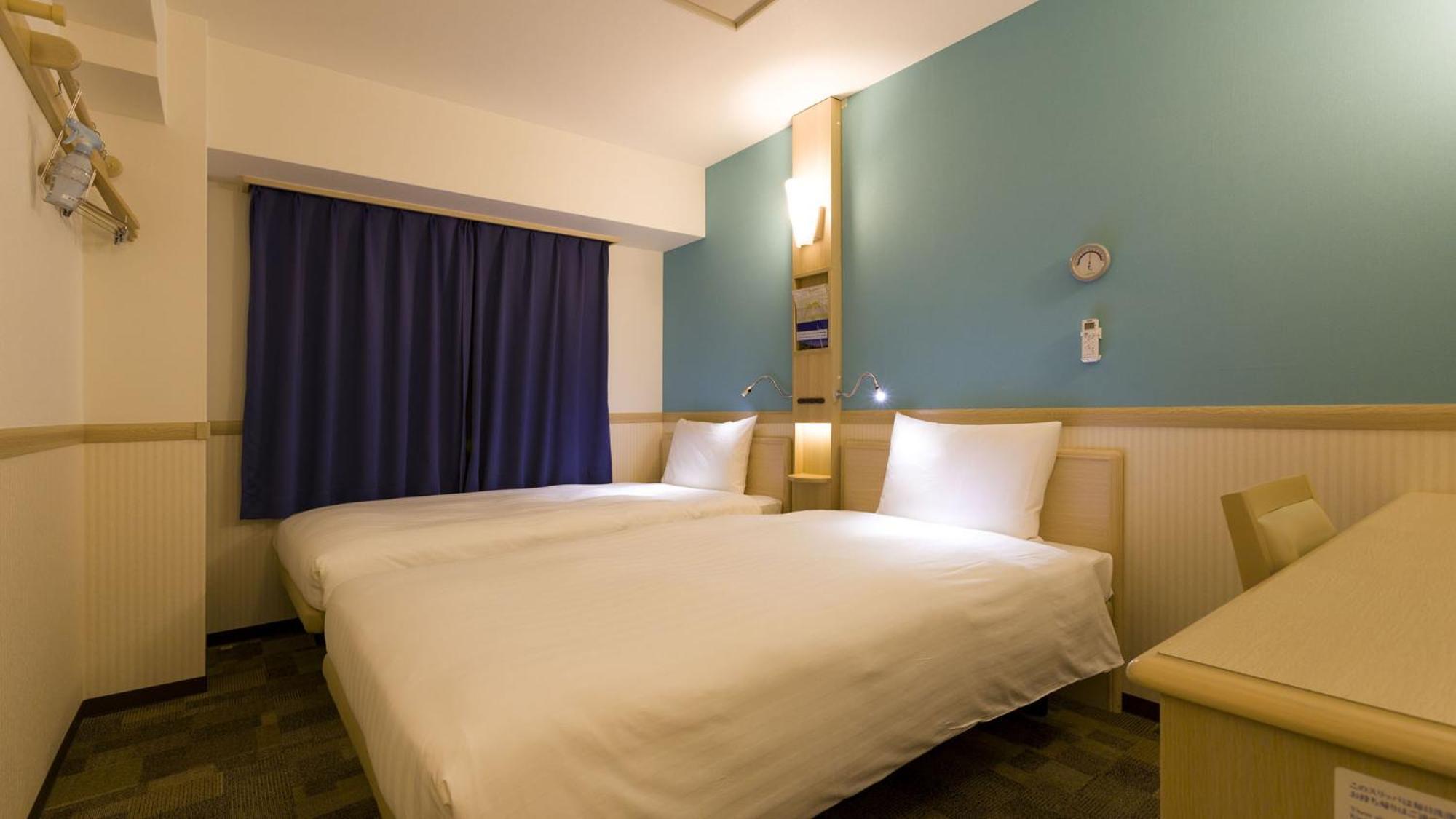 Toyoko Inn Saitama Misato Ekimae Habitación foto