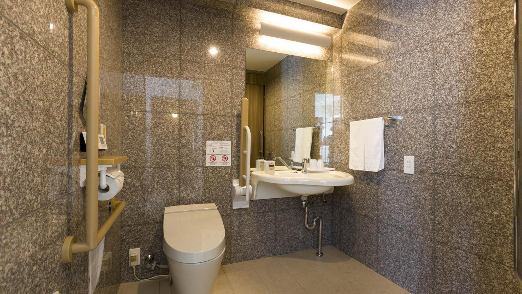 Toyoko Inn Saitama Misato Ekimae Habitación foto